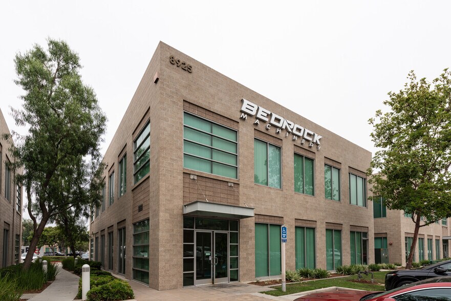 Primary Photo Of 8925 Research Dr, Irvine Office For Lease