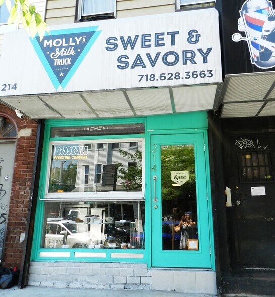 Primary Photo Of 214 Knickerbocker Ave, Brooklyn Storefront Retail Residential For Lease