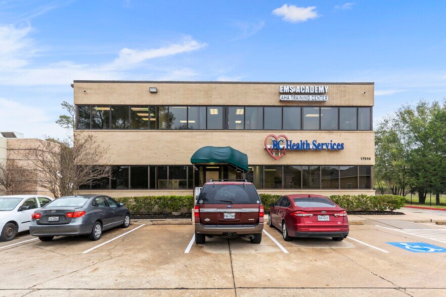 More Photos Of 17510 Red Oak Dr, Houston Office For Sale