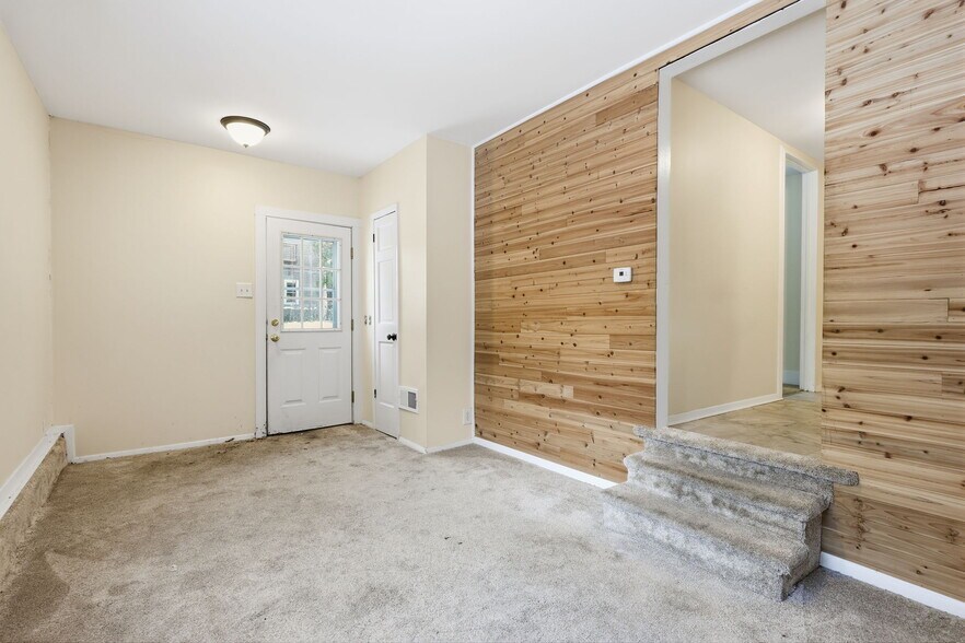 More Photos Of 2695 Main St, Lawrence Apartments For Sale