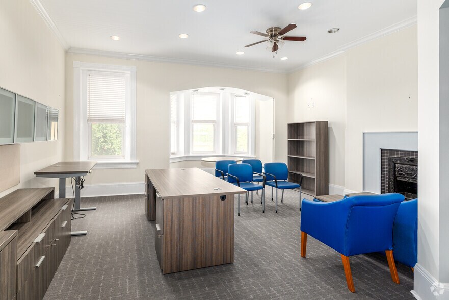 More Photos Of 1230 17th St NW, Washington Office Residential For Sale