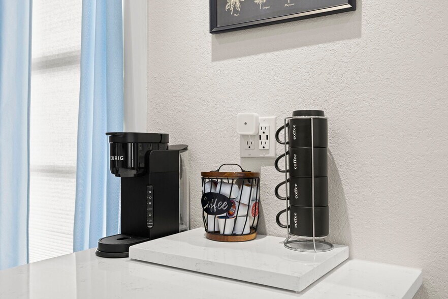 More Photos Of 2526 W Union St, Tampa Multifamily For Sale