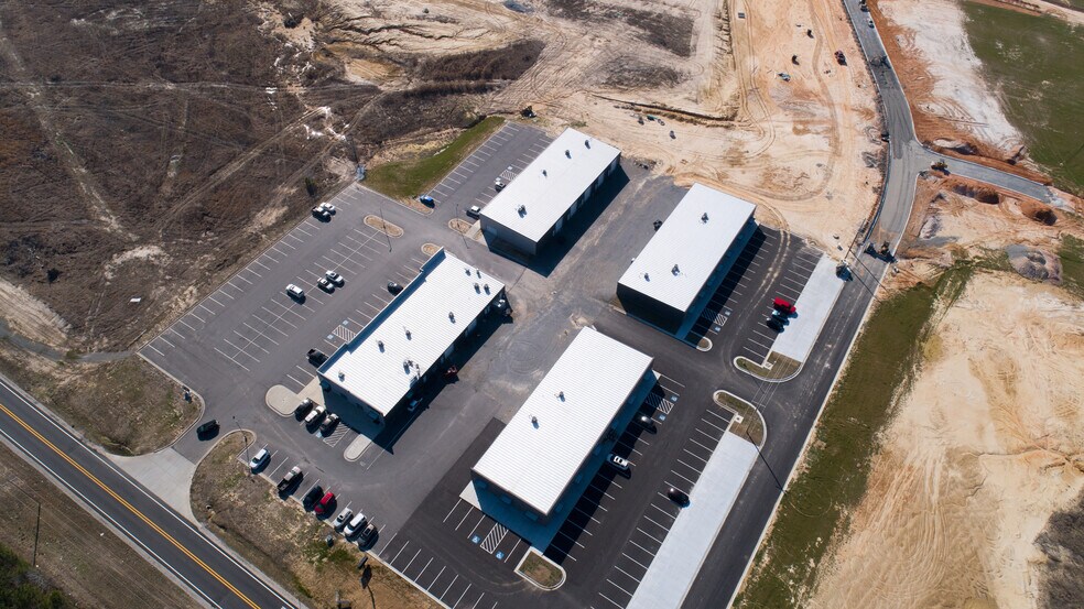 More Photos Of US 167 & Arch Street Pike, Hensley Land For Sale