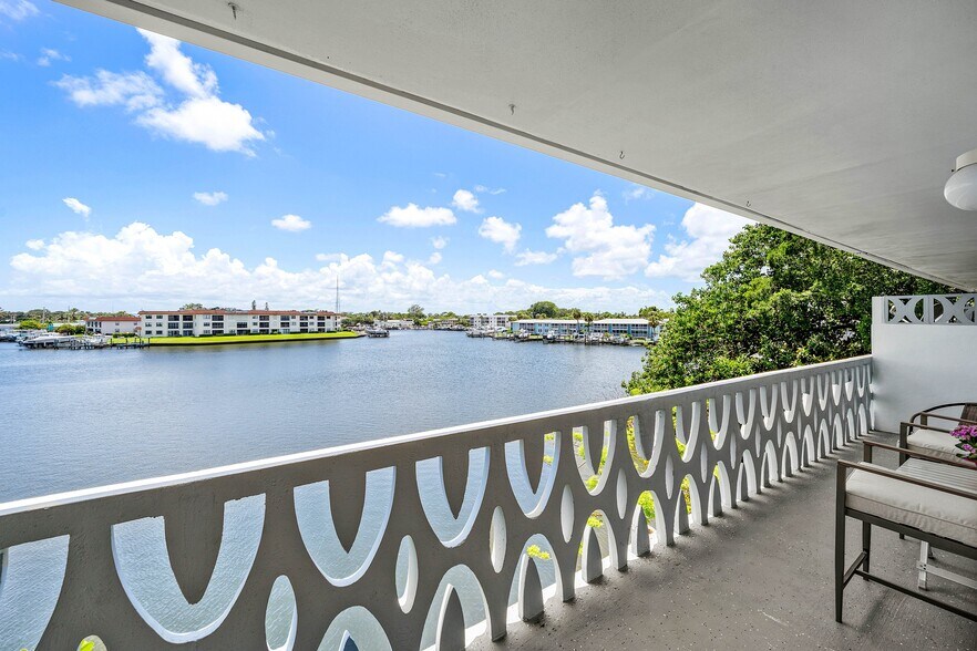 More Photos Of 628 Southwind Cir, North Palm Beach Apartments For Sale