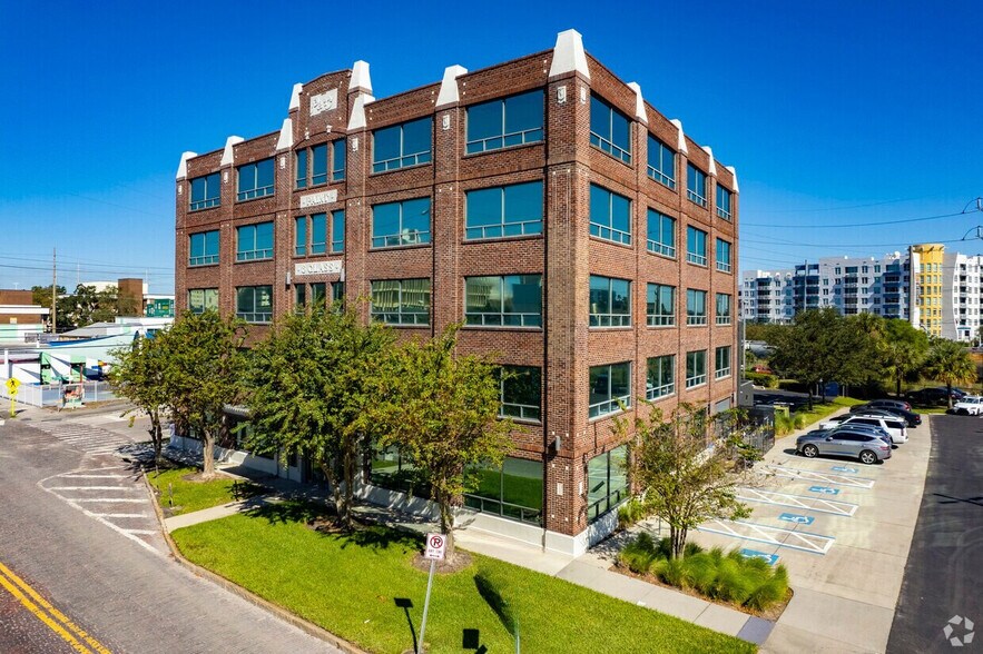More Photos Of 109 N Brush St, Tampa Office For Lease