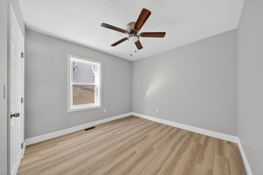 More Photos Of 165 Grant St, Fall River Apartments For Sale