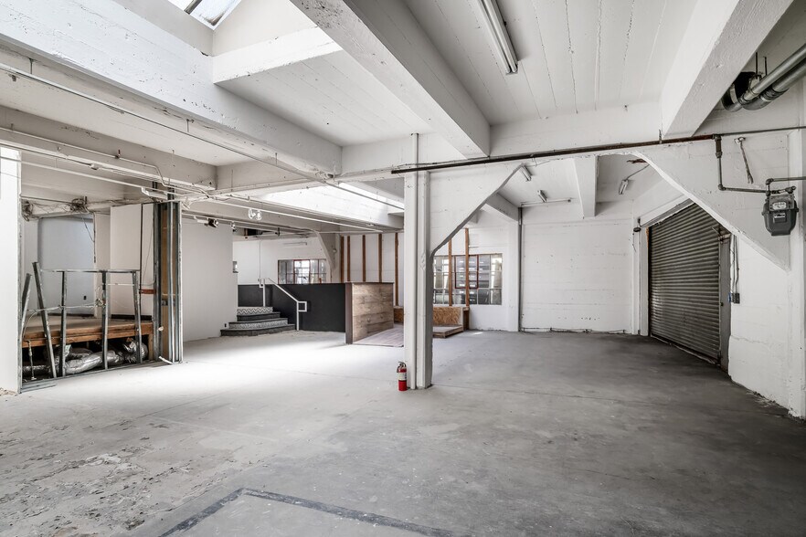 More Photos Of 245 S Van Ness Ave, San Francisco Warehouse For Sale