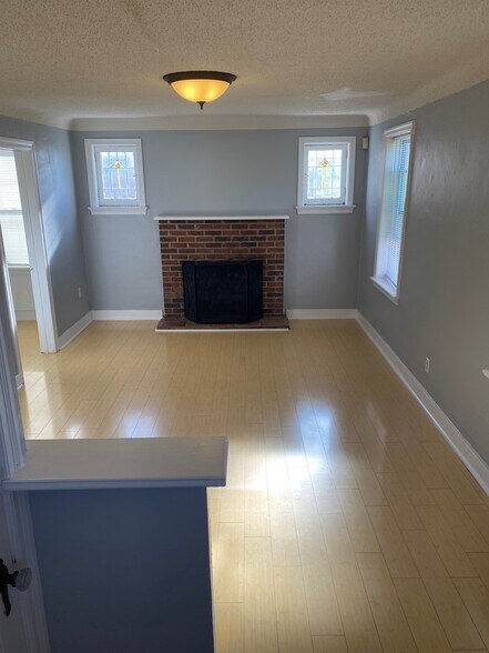 More Photos Of 4142 Crescent Dr, Saint Louis Medical For Sale