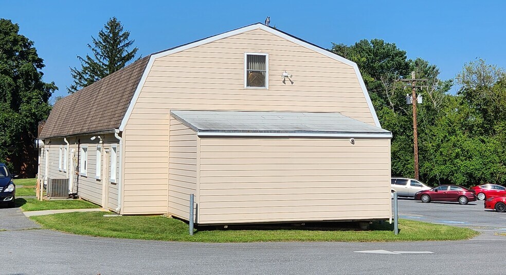 More Photos Of 4343 Spencerville Road, Burtonsville Lodge Meeting Hall For Sale