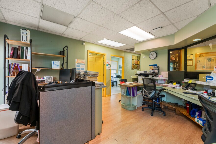 More Photos Of 7 Auer Ct, East Brunswick Office For Sale