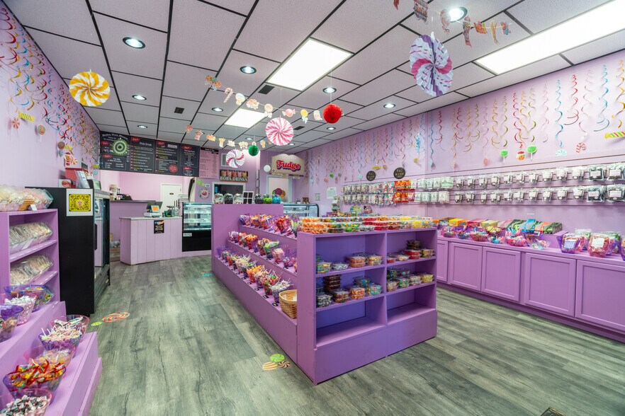 More Photos Of 217 W Main St, Washington General Retail For Sale