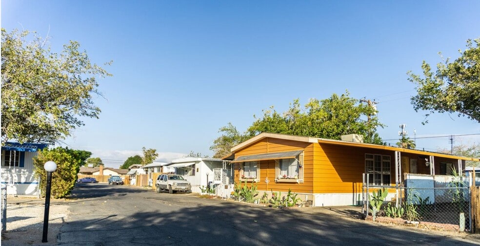 More Photos Of 1599 N Norma St, Ridgecrest Manufactured Housing Mobile Home Park For Sale
