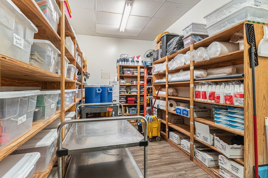 More Photos Of 18490 Kuykendahl Rd, Spring Freestanding For Sale