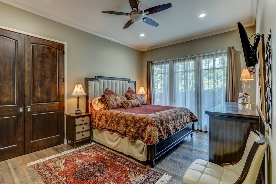 More Photos Of 1286 Gray Fox Ct, Howell Flex For Sale