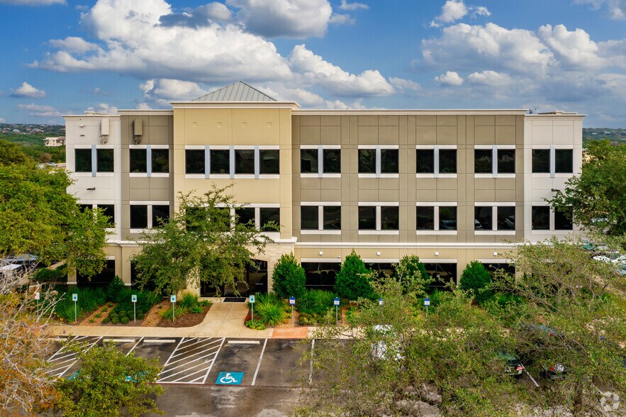 More Photos Of 3522 Paesanos Pky, San Antonio Unknown For Lease