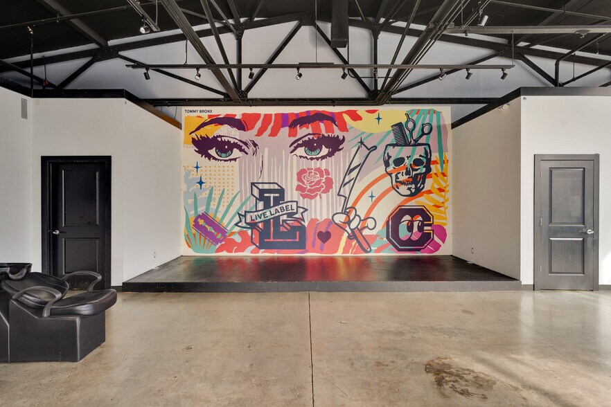 More Photos Of 1817 Broad St, Chattanooga General Retail For Lease