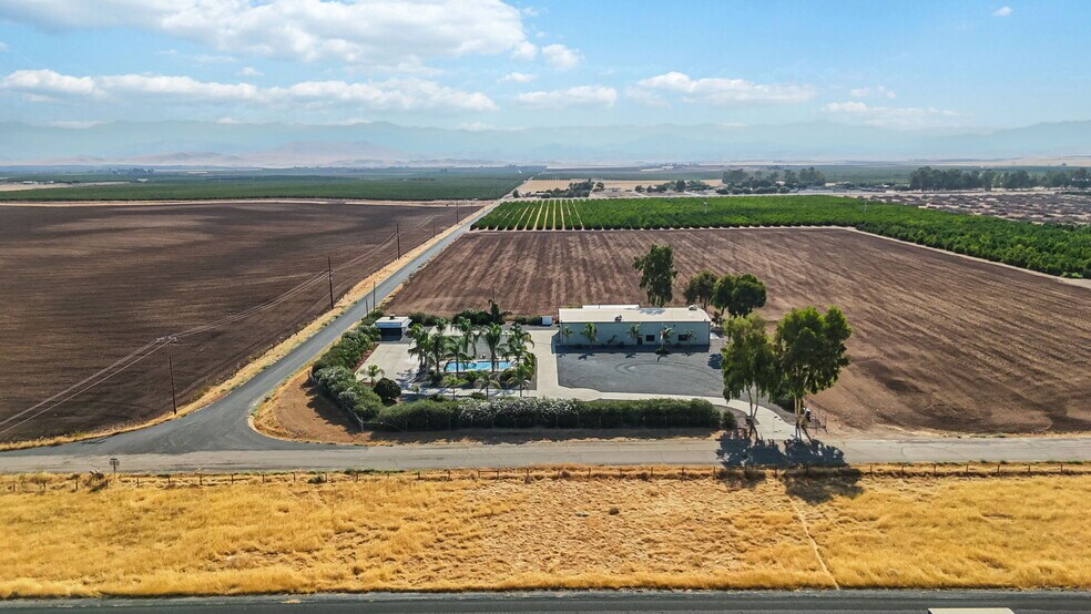 More Photos Of 23259 Avenue 64 Ave, Ducor Warehouse For Sale