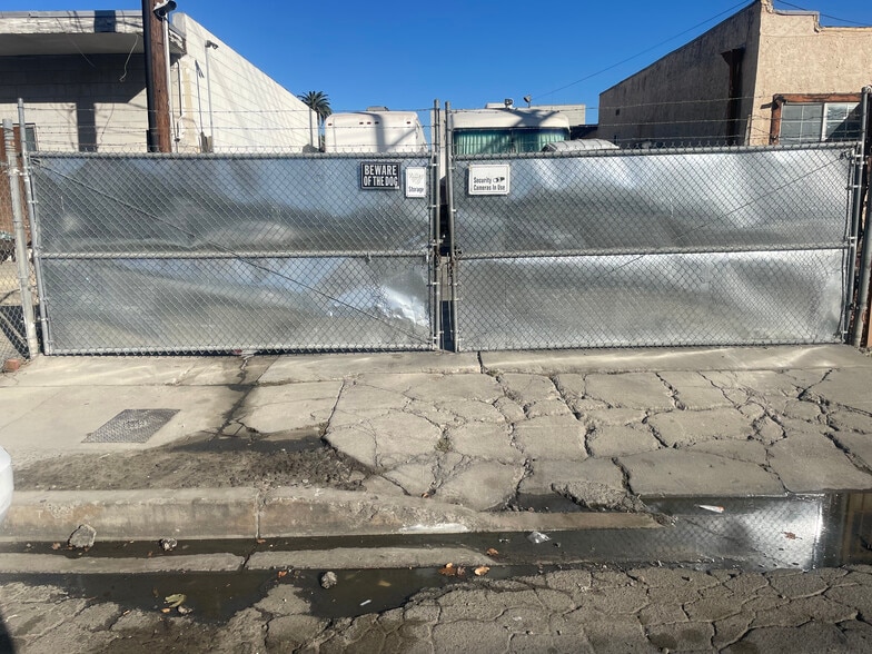 Primary Photo Of 7012 Deering Ave, Canoga Park Land For Sale