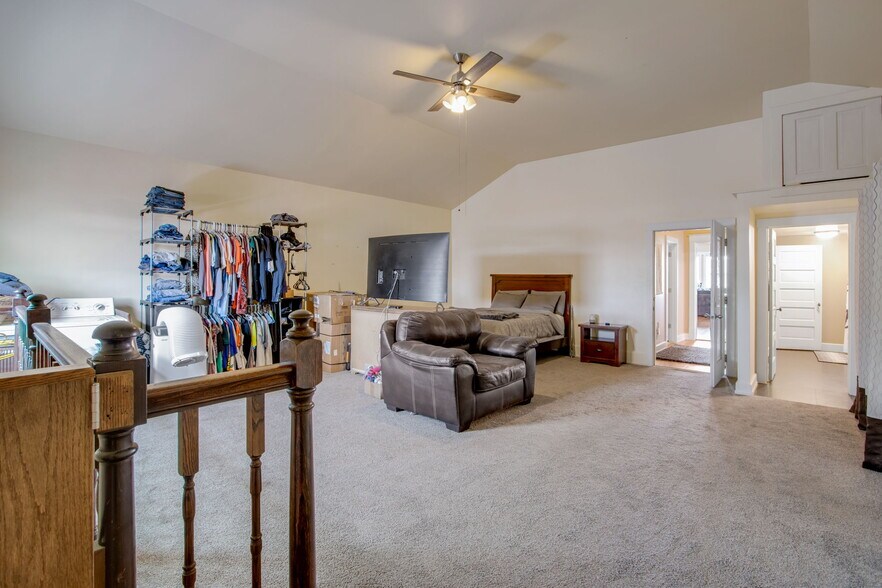 More Photos Of 922 8th Ave, Greeley Storefront Retail Residential For Sale