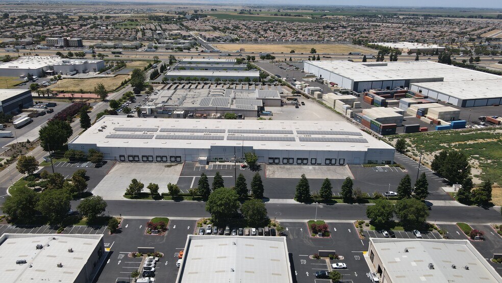 More Photos Of 17995 Murphy Pky, Lathrop Industrial For Sale