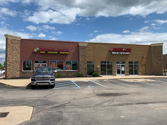 Primary Photo Of 51160-51170 Gratiot Ave, Chesterfield Restaurant For Lease
