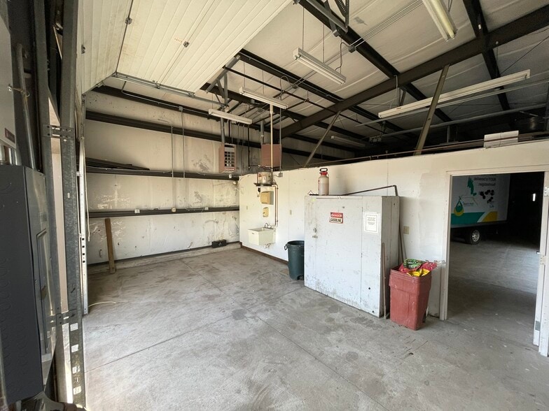 More Photos Of 445 N Findlay St, Dayton Industrial For Lease