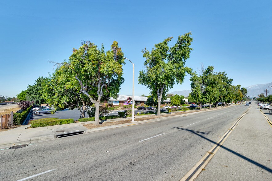 More Photos Of 99 N San Antonio Ave, Upland Office For Sale