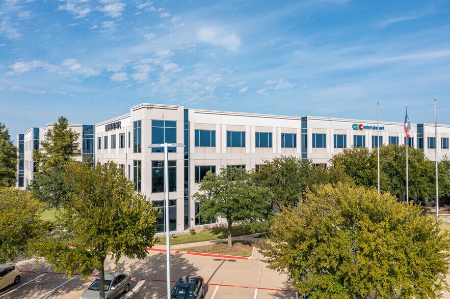 More Photos Of 1707 Market Place Blvd, Irving Office For Lease