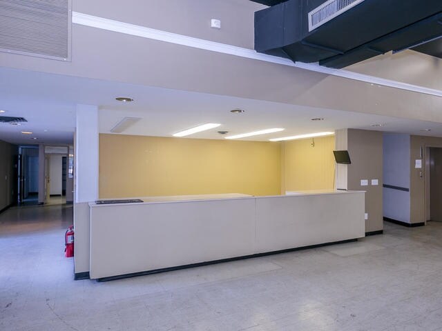 More Photos Of 1051 Broad St, Augusta Storefront For Sale
