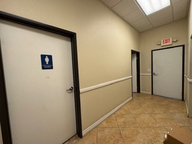 More Photos Of 5968 Edmond St, Las Vegas Warehouse For Lease