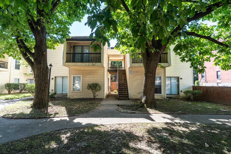 More Photos Of 1630 S 2nd St, Louisville Apartments For Sale