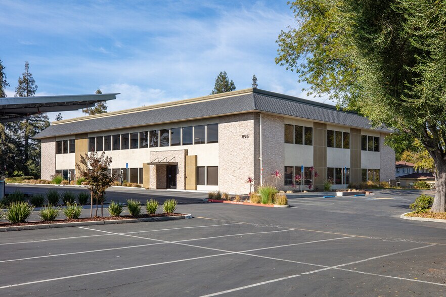 More Photos Of 595 Millich Dr, Campbell Office For Lease