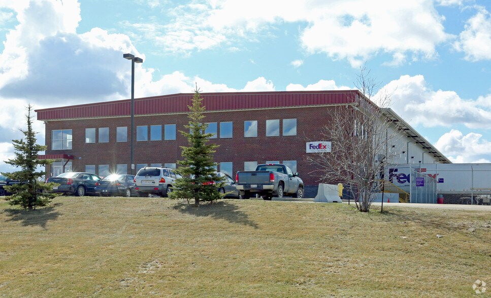 More Photos Of 26299 Township Rd 531A, Parkland County Distribution For Lease