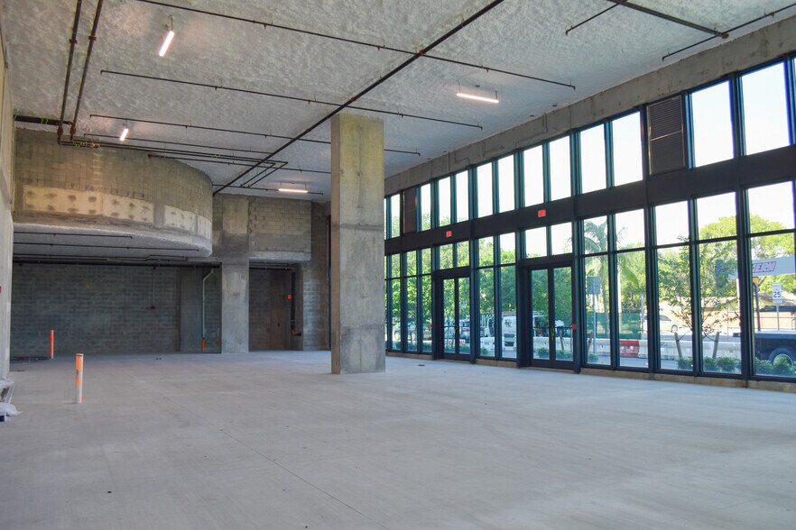 More Photos Of 2916 N Miami Ave, Miami Office For Lease
