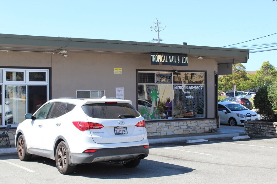 More Photos Of , Santa Cruz General Retail For Sale