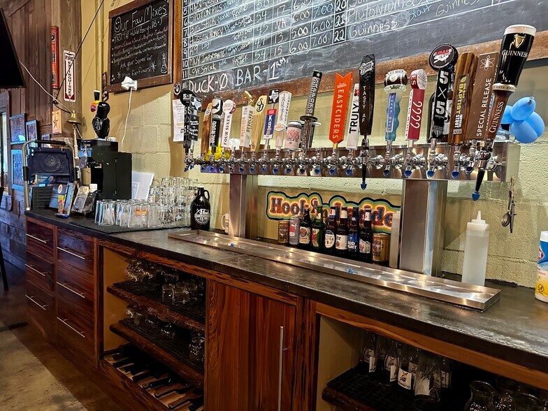 More Photos Of 130 E Goodnight Ave, Aransas Pass Restaurant For Sale