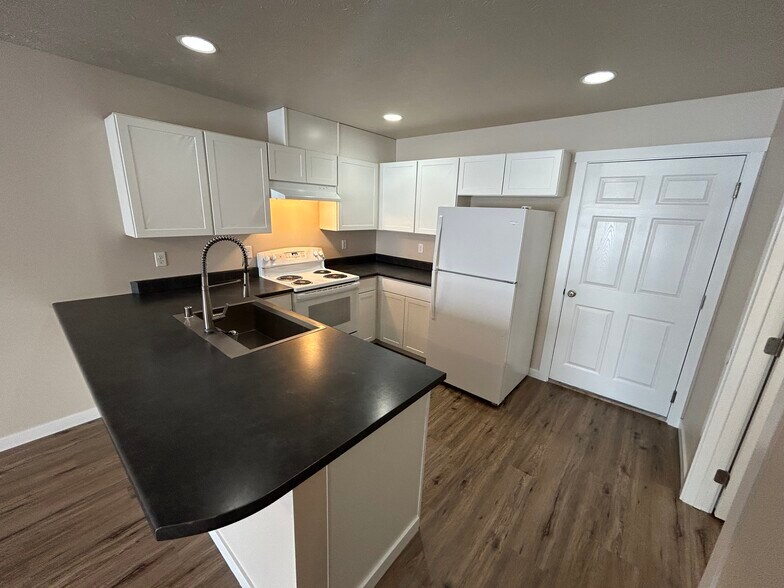 More Photos Of , Cheney Multifamily For Sale