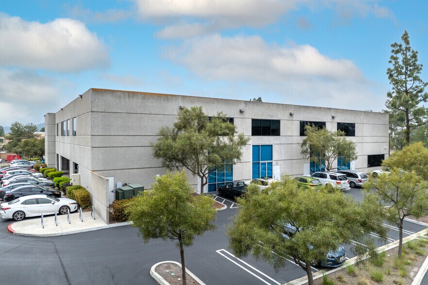 More Photos Of 15255 Innovation Dr, San Diego Office For Lease