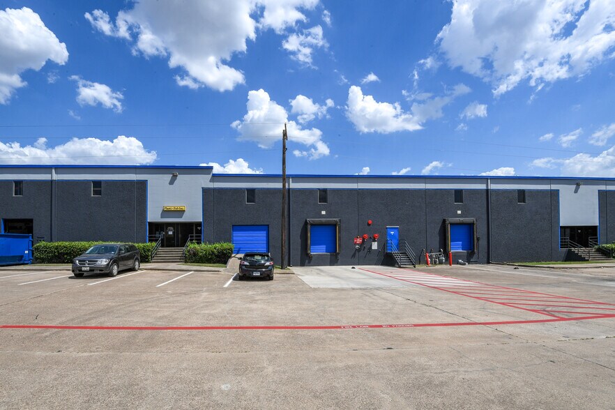 More Photos Of 6420-6428 Wuliger Way, North Richland Hills Unknown For Lease