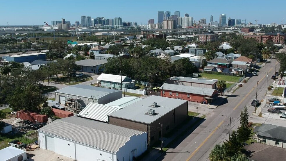 More Photos Of 2403 E 4th Ave, Tampa Warehouse For Lease