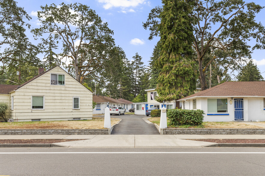 Primary Photo Of 14402 Washington Ave SW, Lakewood Apartments For Sale