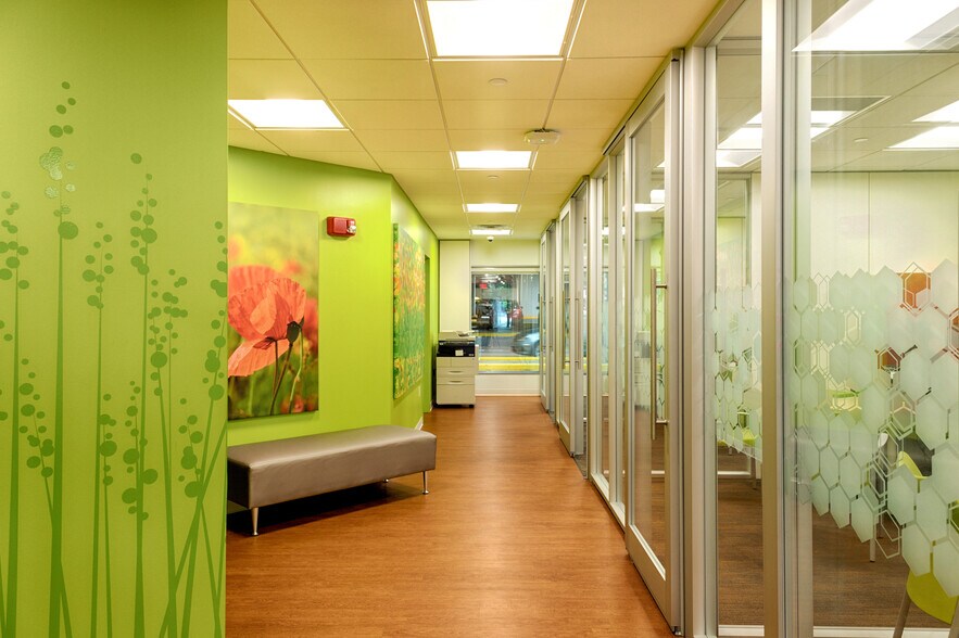 More Photos Of 500 Lee St E, Charleston Office For Lease