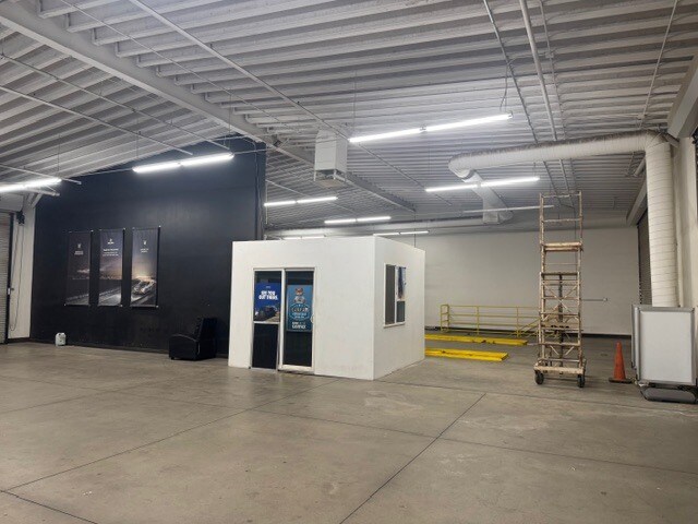 More Photos Of 4625 Wible Rd, Bakersfield Auto Dealership For Lease