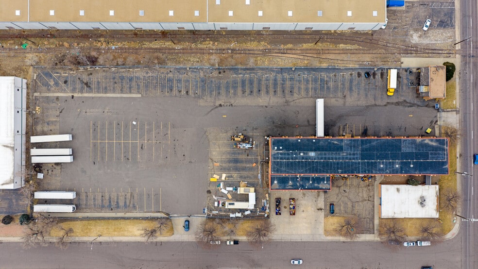 More Photos Of 4695 Ironton St, Denver Service For Lease