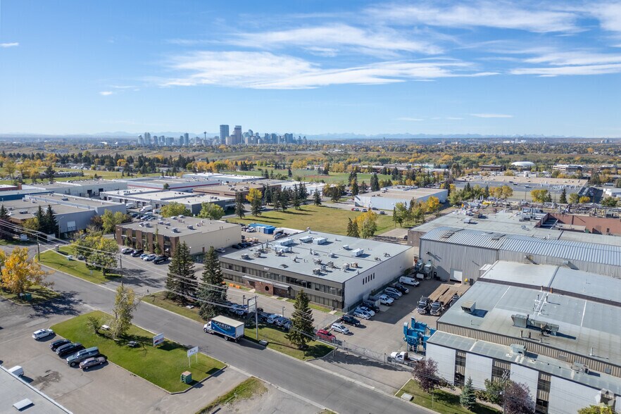 More Photos Of 2827 18th St NE, Calgary Warehouse For Sale