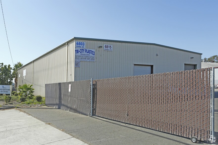More Photos Of 6803-6815 Central Ave, Newark Warehouse For Lease