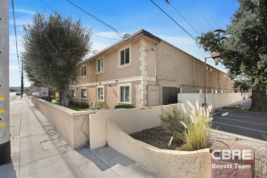 More Photos Of 26087 Bouquet Canyon Rd, Santa Clarita Multifamily For Sale