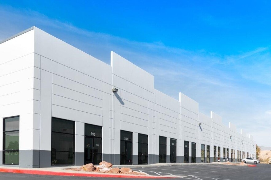 More Photos Of 2915 Losee Rd, North Las Vegas Unknown For Lease