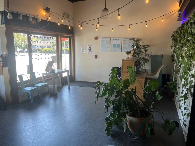 More Photos Of 1501 Solano Ave, Albany Restaurant For Sale