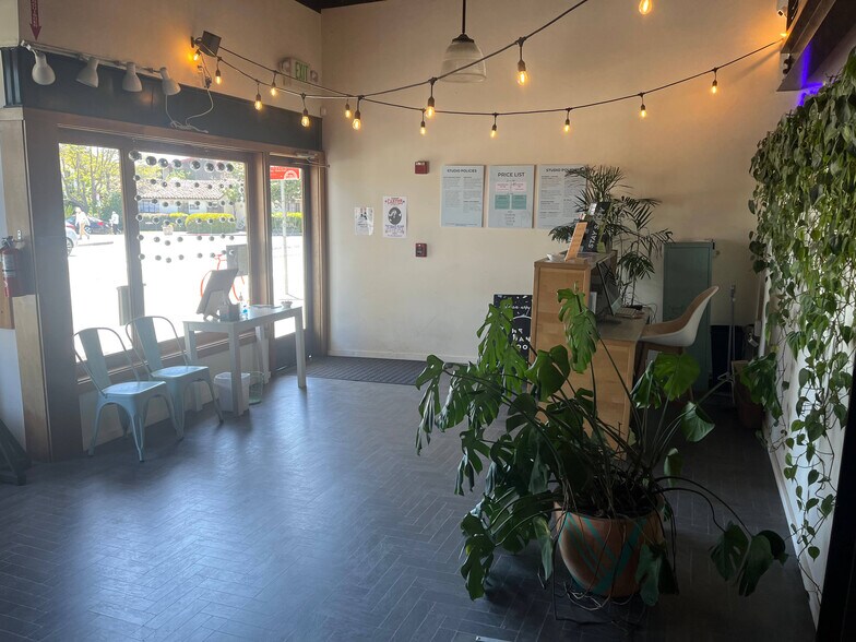 More Photos Of 1501 Solano Ave, Albany Restaurant For Sale